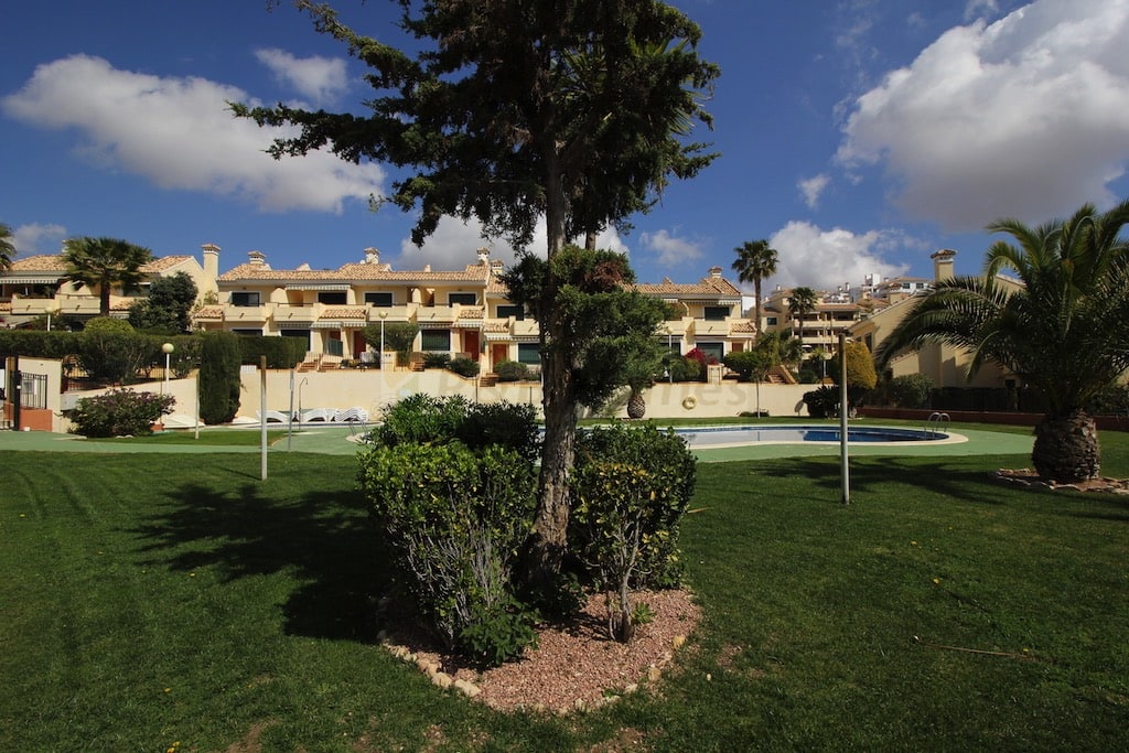 Molinos apartment R&B Homes